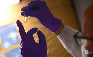 Главное о коронавирусе на 11 ноября: лекарство для подавления размножения COVID-19, возможный дефицит шприцев