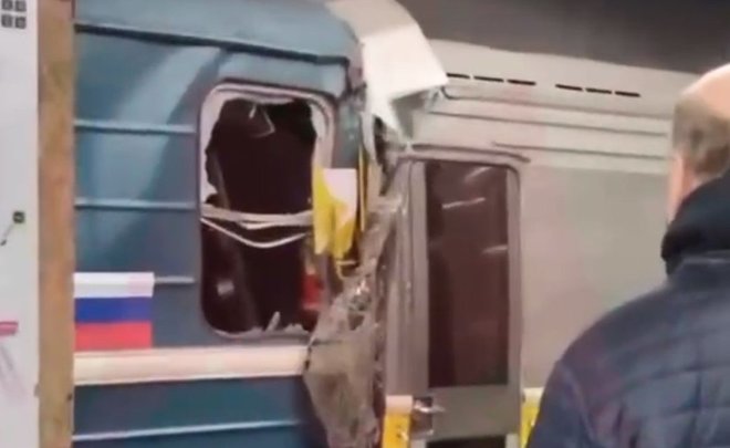 В московском метро столкнулись два поезда — пострадал один машинист