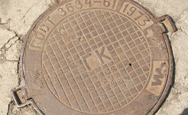 Суд конфисковал машину у казанца, пытавшегося украсть канализационный люк