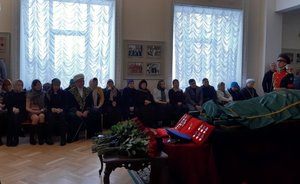 Профессионализм, шутки и слова Наполеона: что вспоминали на церемонии прощания с Кафилем Амировым