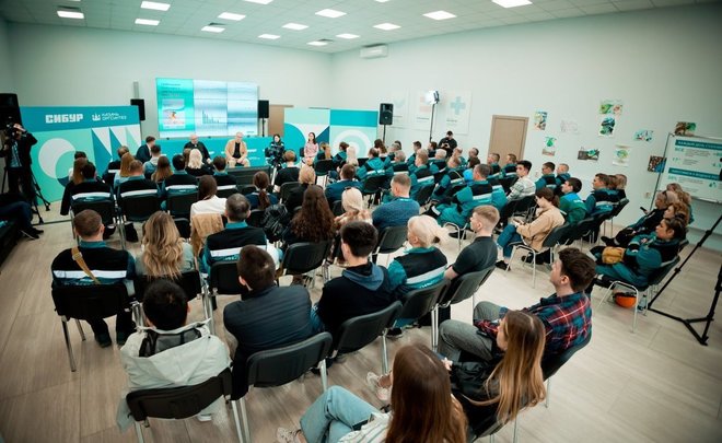 На «Казаньоргсинтезе» эксперты обсудили актуальные вопросы экологичности производства