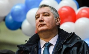 Дмитрию Рогозину успешно удалили осколок из района шейного позвонка