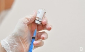 Мурашко сообщил об увеличении числа вакцинирующихся россиян в четыре-пять раз