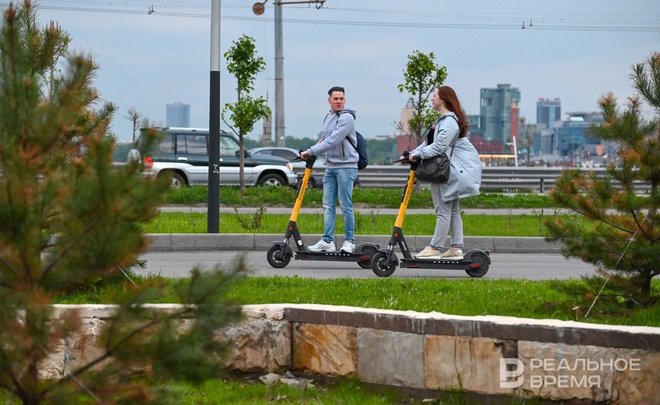 В ЛДПР готовят закон о госномерах для самокатов
