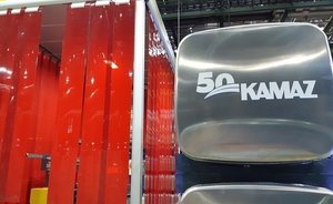 На КАМАЗе 12 сотрудников и их семьи отправили на карантин