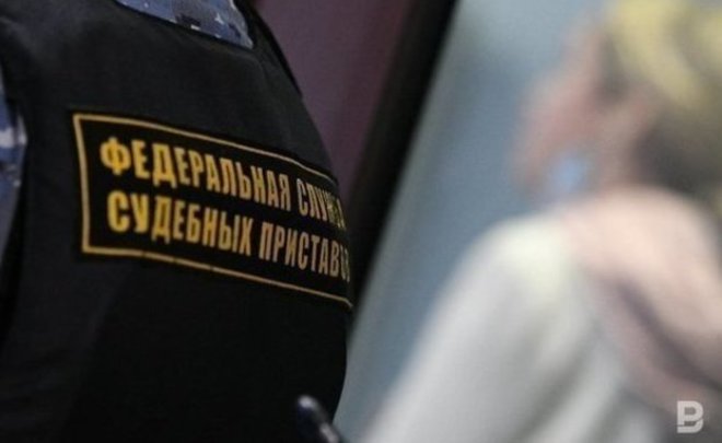 Судебные приставы Казани нашли должника с помощью рекламы — они пришли к нему в ремонтный сервис