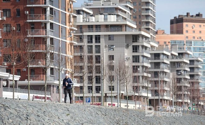 В Казани подготовят проект по ремонту дороги по улице Сибгата Хакима