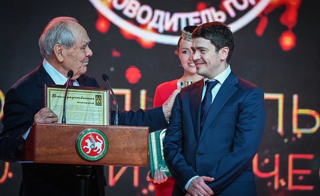 СИБУР получил благодарность Фонда «Возрождение» за вклад в развитие проекта школ «Адымнар»