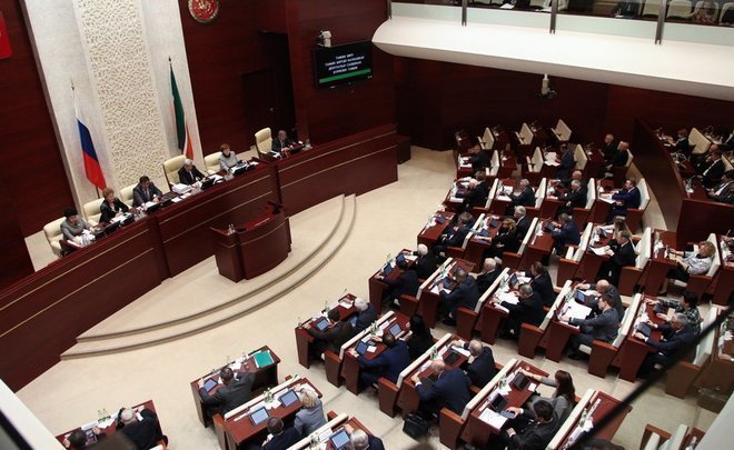 В Госсовете Татарстана предложили обратиться к Путину по вопросам языковой политики