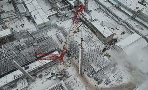 На производстве гексена в Нижнекамске установили габаритное оборудование высотой с 18-этажный дом
