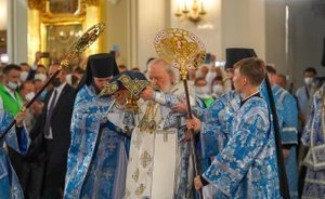 Итоги дня: собор Казанской иконы Божией Матери, СК опроверг невменяемость Галявиева, майнинг в метро Казани