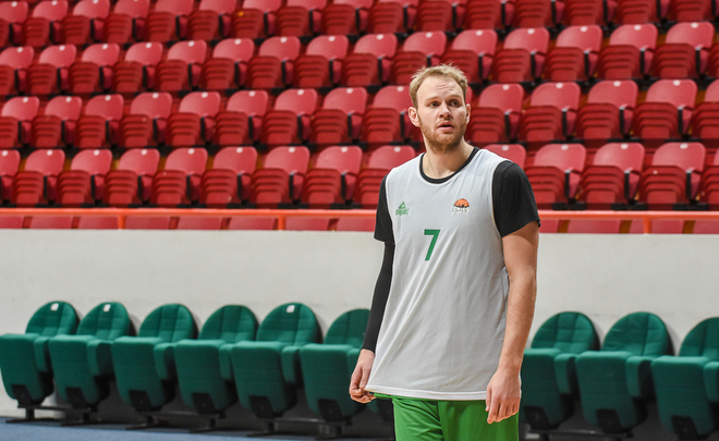 Игроки УНИКСа Панин и Понкрашов могут сыграть с «Химками»