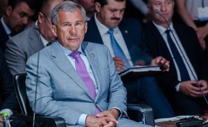 Президент Татарстана получил паспорт болельщика ЧМ-2018