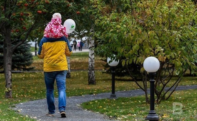 Правительство России выделит еще 14 млрд рублей на выплаты родителям-одиночкам