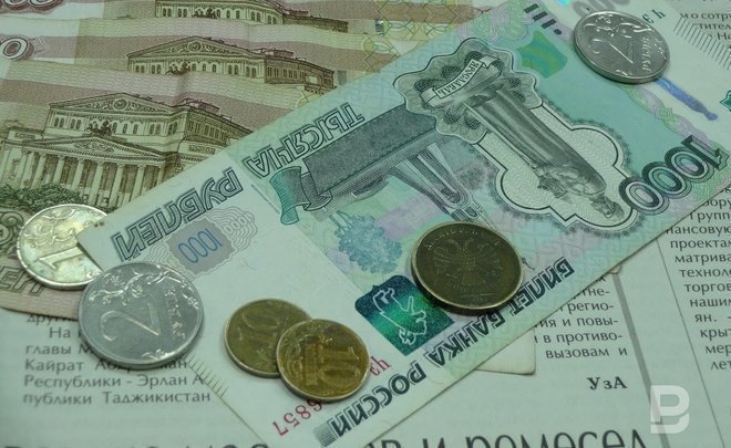 Бизнес получил около 93 млрд рублей беспроцентных кредитов на выплату зарплат