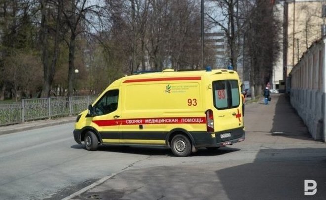 В Казани ночью госпитализировали двоих взрослых и двоих детей после отравления неизвестным веществом