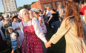 В Казани проходит фестиваль «Духов день в Суконной слободе» — видео