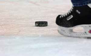 Россия по буллитам обыграла Швецию в матче Еврохоккейтура