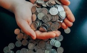 Росстат: доля россиян, живущих за чертой бедности, составила 12,1% по итогам первого полугодия