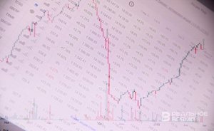 Курс евро на Мосбирже поднялся выше 104 рублей впервые с 14 сентября