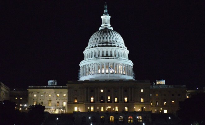 Республиканцы отказались собрать Сенат для импичмента Трампу
