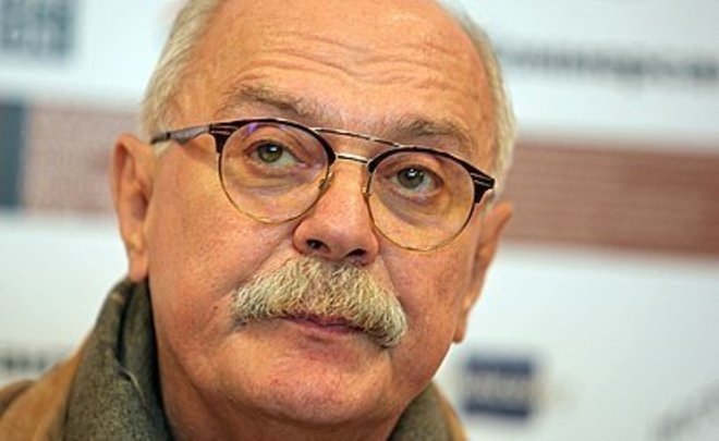 Никиту Михалкова выписали из больницы