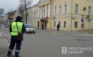 В ГИБДД Казани предупредили водителей о гололеде