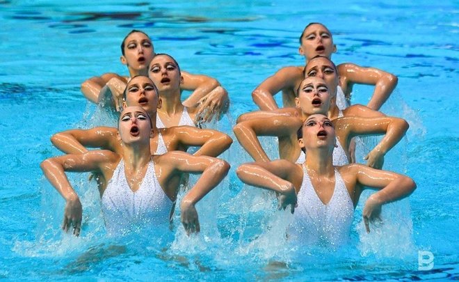 Российским синхронисткам запретили выступать на Олимпиаде в купальниках с изображением медведя