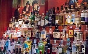 У Минздрава РФ готов законопроект о запрете покупки крепкого алкоголя до 21 года