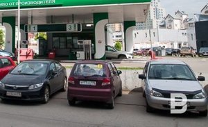 В России цены на бензин растут на 0,4% третью неделю подряд