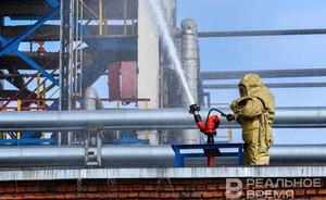 На окраине Менделеевска произошел серьезный пожар — его потушили спустя 4 часа