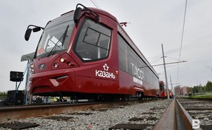 В Казани встали трамваи №5 и №5а из-за столкновения трех автомобилей