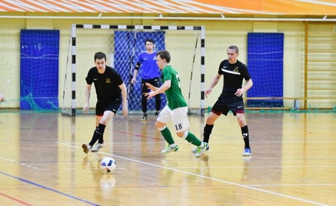 Команда ТГК-16 по мини-футболу вышла в высшую лигу турнира Казани