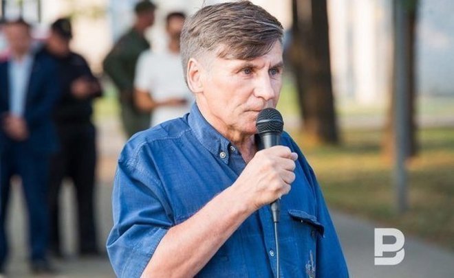 В Казани правоохранительные органы проводят обыск в доме лидера ВТОЦ — видео