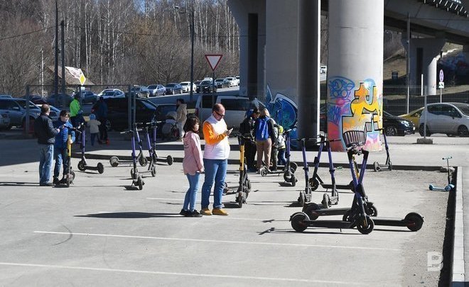Минтранс предлагает запретить использование электросамокатов тяжелее 35 кг на тротуарах