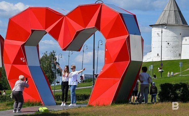 Почти 80% казанцев отвлекаются на рабочие дела во время отпуска