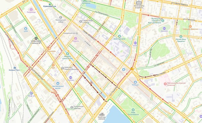 Пробки в Казани достигают 8 баллов