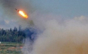 В Азербайджане погибли люди в результате падения ракеты на жилой дом