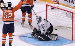 «Нефтехимик» в день 55-летия клуба победил «Трактор»