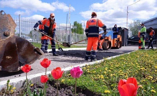 В Зеленодольске депутат в благодарность медикам отремонтировал дорогу к больнице