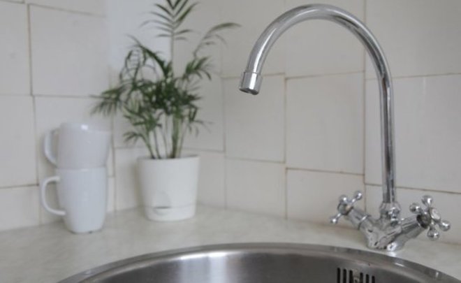 Сегодня из-за аварии в ряде домов Московского района Казани понизится давление воды