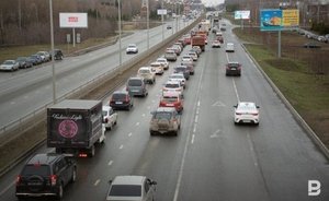 На дорогах Казани образовались 8-балльные пробки