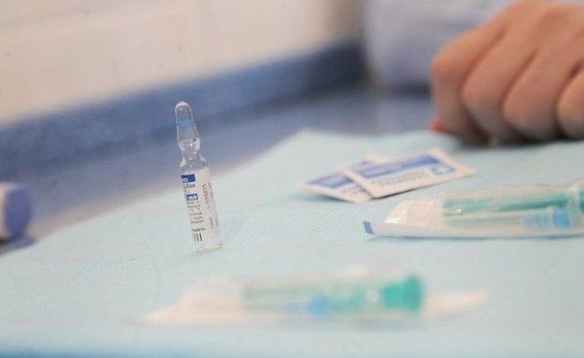 В Набережных Челнах от COVID-19 привились более 42 тыс. человек