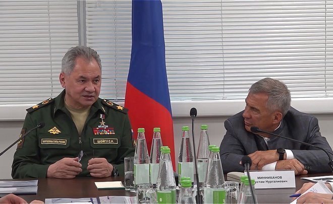 Итоги дня: Шойгу в Татарстане, Минниханов возглавил Академию наук, ограничение продажи алкоголя в Казани
