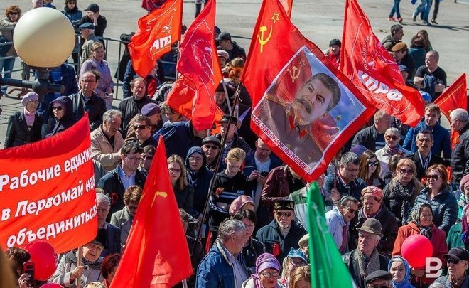 Больше трети опрошенных казанцев хотят сокращения новогодних праздников и увеличения майских