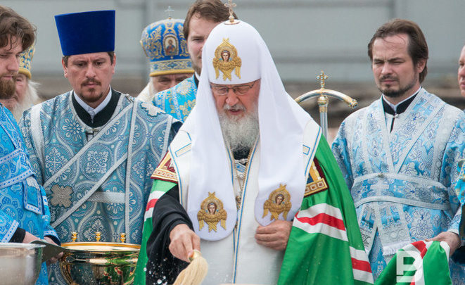 Патриарх Кирилл поздравил верующих с праздником Пасхи