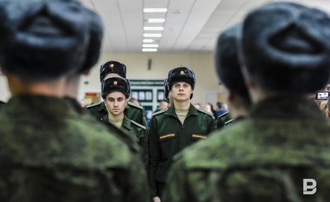 В Госдуме оценили целесообразность увеличения срока срочной службы