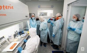 Вирусолог назвал «омикрон» предвестником конца пандемии