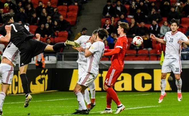 В услугах Азмуна заинтересованы «Байер» «Вулверхэмптон» и «Брюгге»