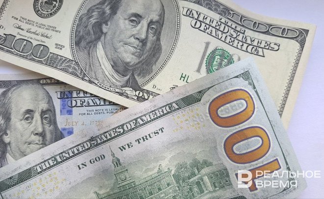 Банк России продлил ограничения на переводы валюты за рубеж еще на полгода